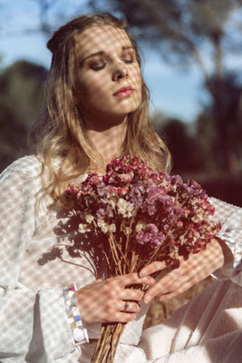 Fotografo fashion Torino - shooting modella look glamour anni 60