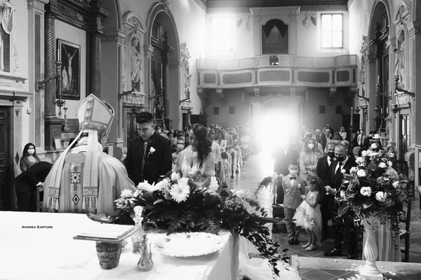Fotografo nozze Torino - ritratto sposi in location esterna
