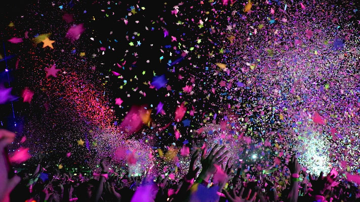 Fotografo discoteche Torino - dancefloor notte piena di energia