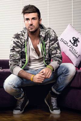 ADVERTISING CAMPAIGN FOR SQUASH 