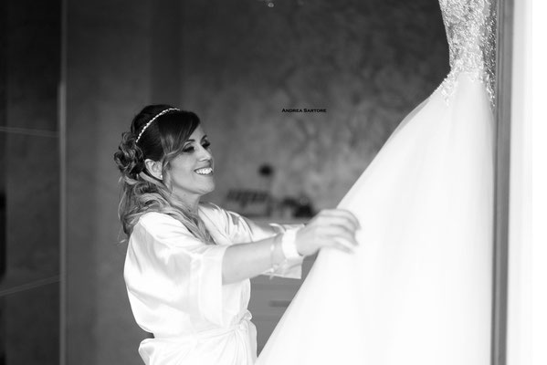 Studio fotografico matrimoni Torino - preparativi sposa vestizione