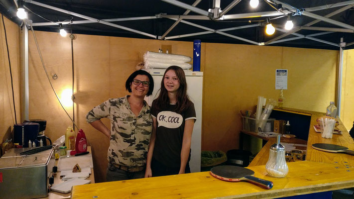 Das Bar-Team