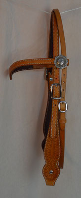 Variante 2: Jeremiah Watt Concho als Bridleloop -> Aufpreis 19,00 EUR (Preis pro Paar Conchos, hier wäre noch eine zweite Concho an der Gebissaufnahme möglich)