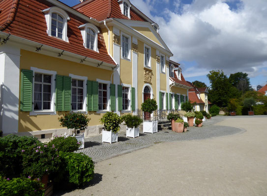 Bad Langensalza, Friederikenschlösschen + Brunnenhäuschen