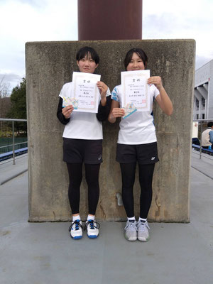 R8 中学生女子ダブルス　第２位