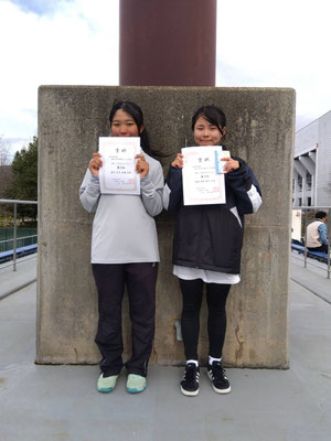 R8 中学生女子ダブルス　第３位