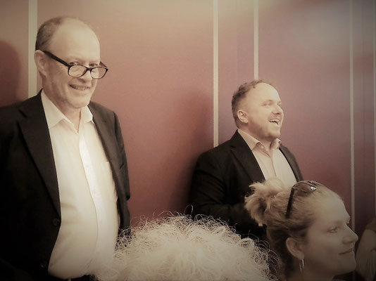 Jean-Michel und René präsentieren schöne Neuigkeiten...