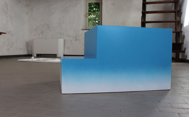 nel caso in cui ti venisse in mente di cercarmi, prova a guardare nel posto dove mi hai lasciato l’ultima volta, MDF and enamelled wood, 2018, 40x50x80 cm