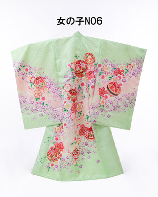 女の子のお宮参り着物（産着）