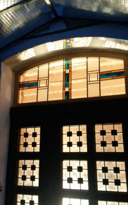 Création de vitraux porte d’entrée impost 
