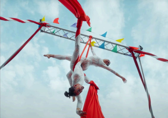 espectáculo de circo para bodas en Sevilla