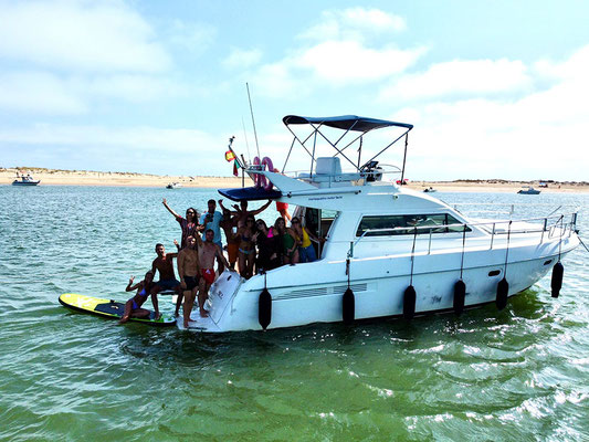 alquiler yate huelva para grupos de despedida de solteros