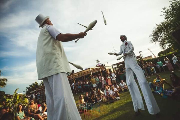 contratar zancudos malabares para una boda en Cádiz