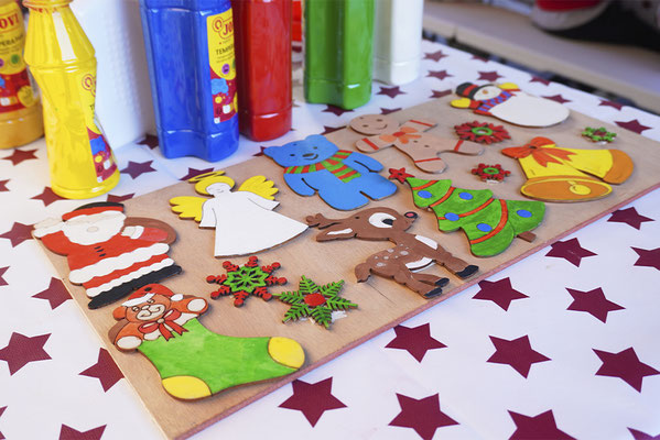 Taller evento navidad adorno familias