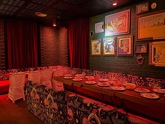 cena show para despedidas sevilla