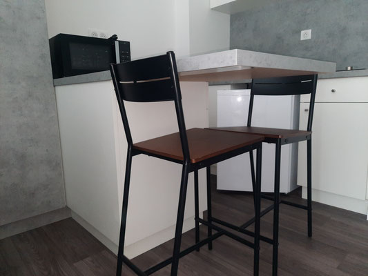 cuisine bois melamine pose sur mesure vendee