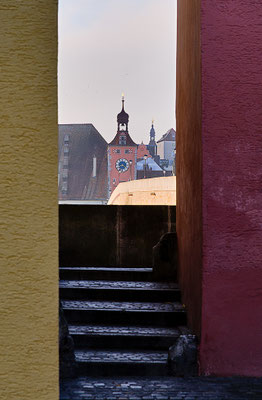 Brückturm im Schmalformat; Foto: Bernhard Forster