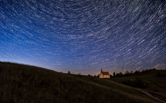 Startrails am Walberla; Foto: Heiko Prechtl