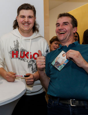 Julian bei der Autogrammstunde
