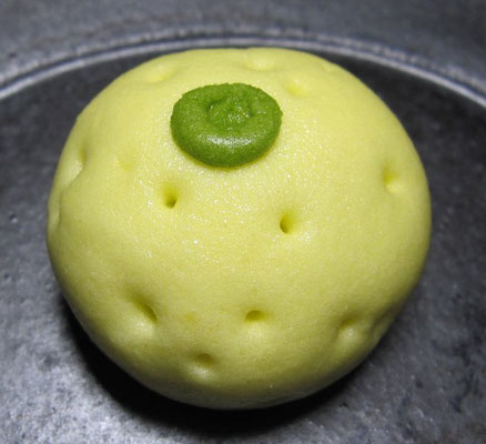 「柚子饅頭（ゆずまんじゅう）」薯蕷製：栗山