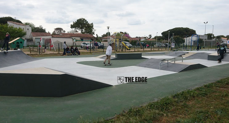 THE EDGE Skatepark Design & Construction - Skatepark béton Les Portes en Ré