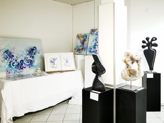 ARTworks: links, Miriam Schwab (AT) | rechts, Stefan Kresser (AT) - Aufbau der popUP Ausstellung
