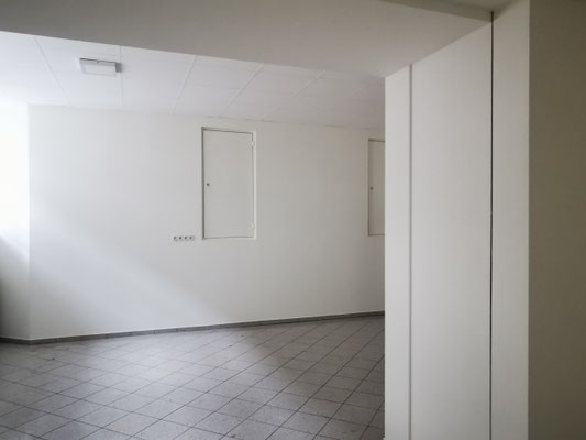 Besichtigung der Ausstellungsfläche, Marktstrasse 9