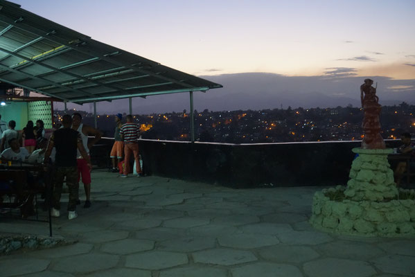 El Mirador - hier treffen sich die Einheimischen abends zum Feiern