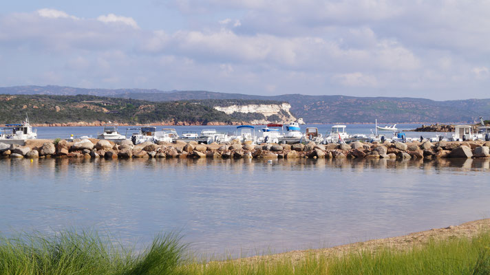 Golge de Sant'Amanza: vues sur les falaises blanches de Rocchi Bianci