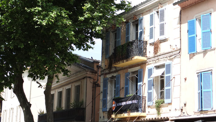 Façades Place des Lices