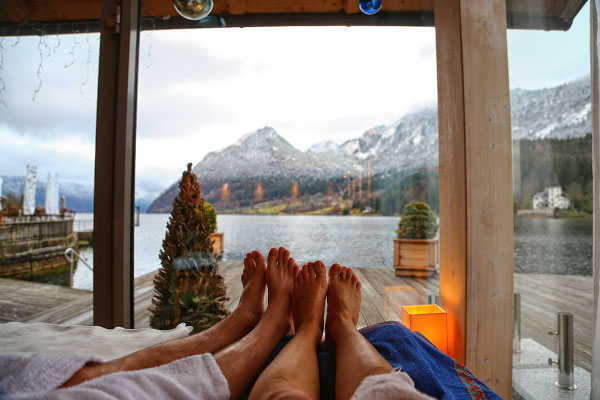 Relaxen mit Blick auf den Grundlsee und das Schloss