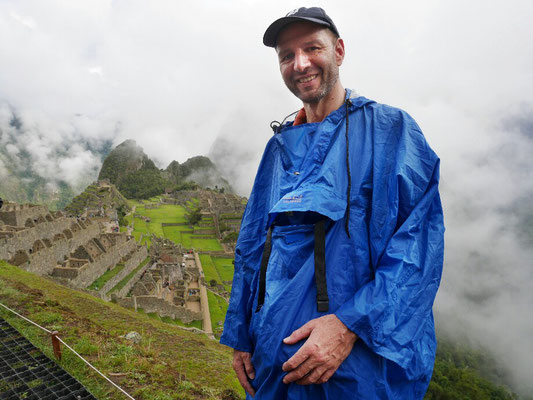 Mein erstes Foto mit der Zitadelle von Machu Picchu.