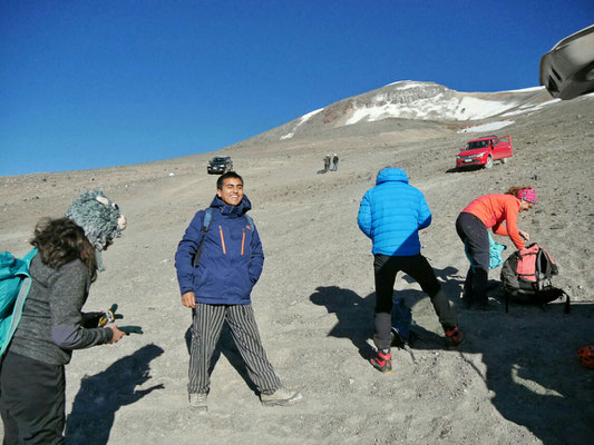Hier die anderen Teilnehmer. Wir starten gerade die Wanderung.