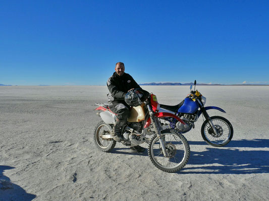 Letztes Bild mit dem Salzsee und den Bikes. War ein sehr schöner Ausflug!