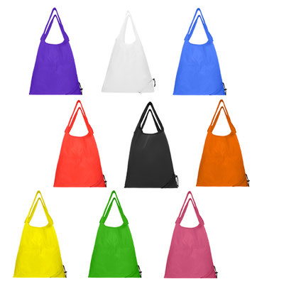 Código BL 075 PLANET Bolsa de poliéster con funda plegable integrada, asas y correa ajustable. Material: Poliéster. Medidas Alto: 39.0 cm. Ancho: 38.0 cm.