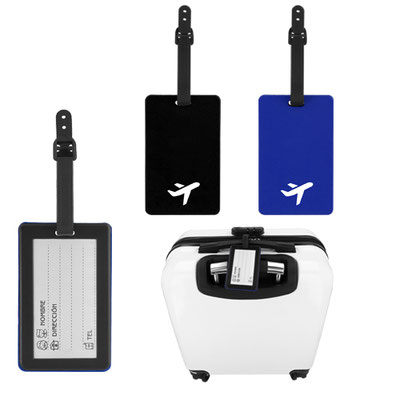 Código TL 021 AERO Identificador de equipaje de silicón con correa de plástico ajustable y forma de avión en el exterior. (incluye papel para datos). Material: Silicón.  Medidas del producto Alto: 10.5 cm. Ancho: 6.5 cm.