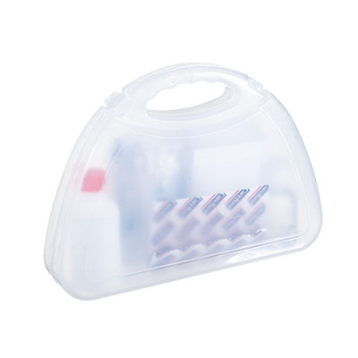 Código KIT 911 -KIT ANTIBACTERIAL- Incluye gel antibacterial de 60 ml., 1 cubre boca, 2 gasas, 3 curitas, 20 cotonetes, 1 mertodol de 40 ml. y estuche de plástico. Material: Plástico Tamaño: 20 x 14.5 cm.