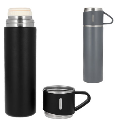 Código T 139 TURCO Termo con doble pared de acero inoxidable insulado al vacío. Acabado rugoso y tapa de rosca con asa que se utiliza como taza. Material: Acero Inoxidable Capacidad: 500 ml. Medidas del producto Alto: 24.0 cm. Ancho: 6.5 cm.