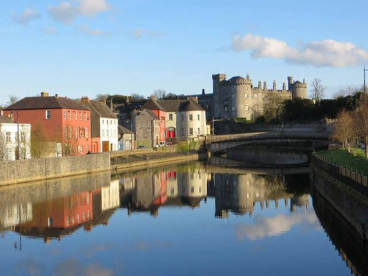Kilkenny am Fluss Nore/ Irland.