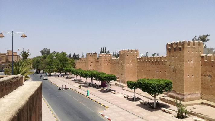Les remparts de Taroudant encerclent complètement la vieille ville