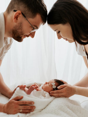 Neugeborenen-foto-shooting-babyfotografie-dresden-ottendorf-okrilla-radebeul-weixdorf-radeberg-klotzsche