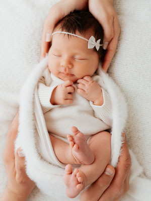 Neugeborenen-foto-shooting-babyfotografie-dresden-ottendorf-okrilla-radebeul-weixdorf-radeberg-klotzsche