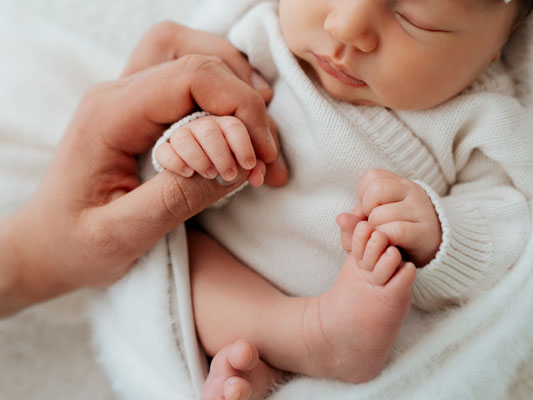 Neugeborenenshooting-babyfotografie-dresden-radebeul-radeberg-ottendorf-okrilla
