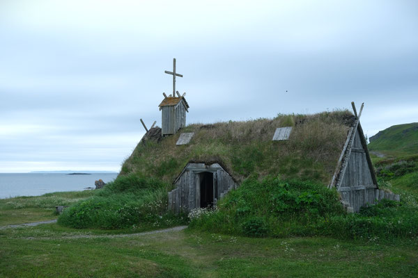 Replika eines Grassoden Hauses