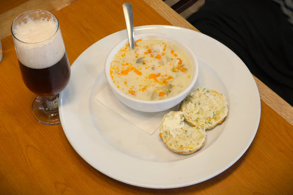 einer dier vielen Chowder durch die wir uns gekostet habn