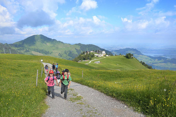 Weitwandern ohne Gepäck im Urnerland: Urner Höhenwege