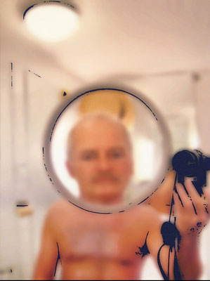 "absence 68 (Selfie)"  Latexprint/Öl auf Leinwand  100 cm x 75 cm  2020