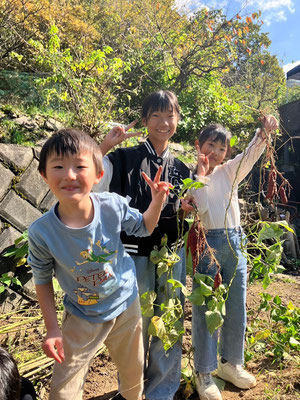 外のお庭にて