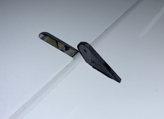 Tragflächen, Wölbklappen-Servo mit Halter und Anlenkung (2,5mm) "Montiert"