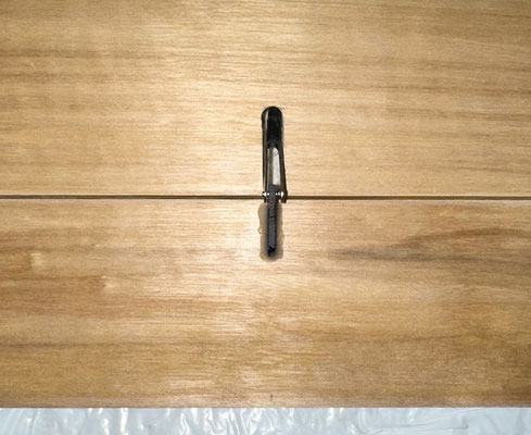 Tragfächen, Wölbklappen-Servo mit Halter und Anlenkung "Montiert"